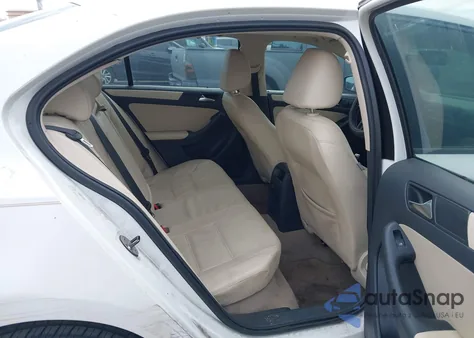 2011 Volkswagen Jetta 2.5L Se z USA, uszkodzony, nr VIN 3VWDX7AJ7BM320913